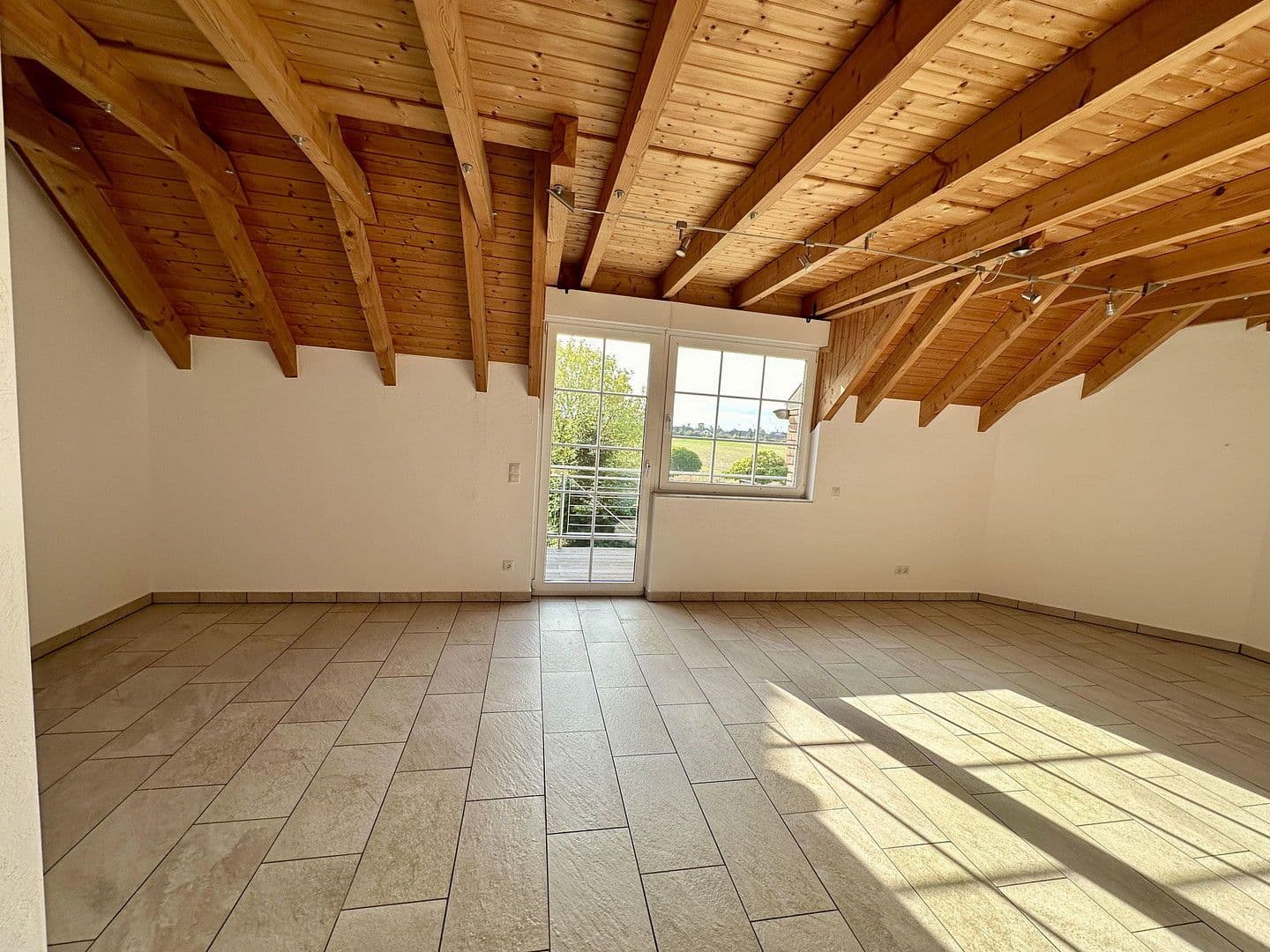 Pronájem kanceláře 1.100 m², Euskirchen, Severní Porýní-Vestfálsko Pronájem kanceláře 1.100 m², Euskirchen, Severní Porýní-Vestfálsko