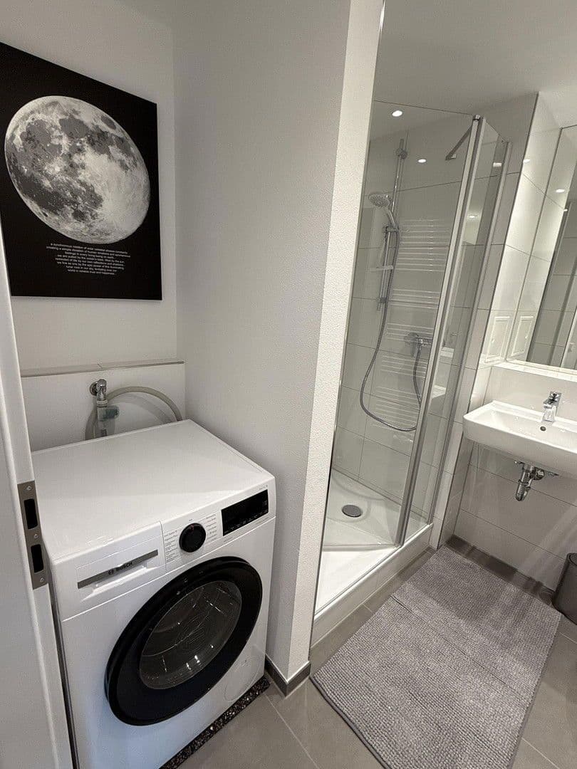 Pronájem bytu 1+1 39 m², Plieninger Straße 100, Stuttgart Möhringen, Bádensko-Württembersko Pronájem bytu 1+1 39 m², Plieninger Straße 100, Stuttgart Möhringen, Bádensko-Württembersko