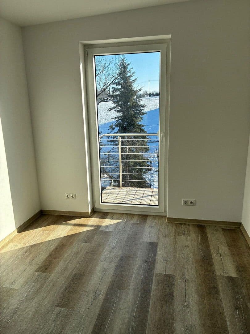 Pronájem domu 155 m², pozemek 250 m², Am Hang 33 B, Dorfhain, Sasko Pronájem domu 155 m², pozemek 250 m², Am Hang 33 B, Dorfhain, Sasko