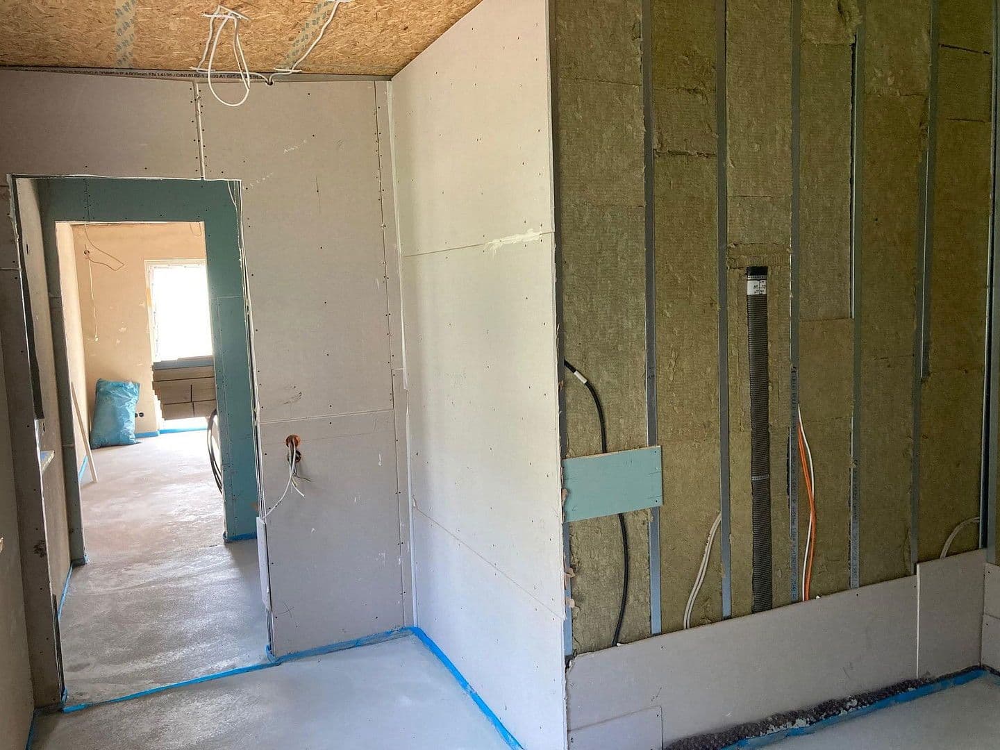 Pronájem domu 155 m², pozemek 250 m², Am Hang 33 B, Dorfhain, Sasko Pronájem domu 155 m², pozemek 250 m², Am Hang 33 B, Dorfhain, Sasko