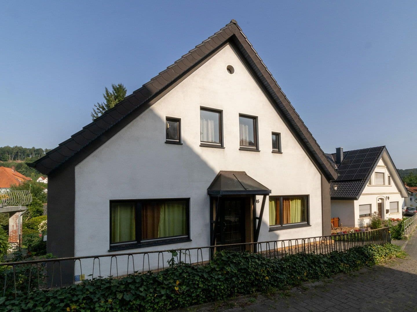 Prodej domu 165 m², pozemek 785 m², Vlotho, Severní Porýní-Vestfálsko Prodej domu 165 m², pozemek 785 m², Vlotho, Severní Porýní-Vestfálsko