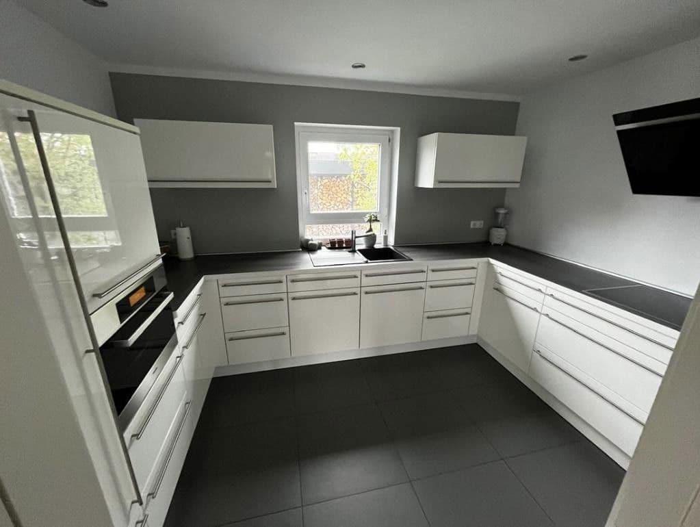 Prodej domu 165 m², pozemek 380 m², Ringstraße 7, Brunnthal, Bavorsko Prodej domu 165 m², pozemek 380 m², Ringstraße 7, Brunnthal, Bavorsko