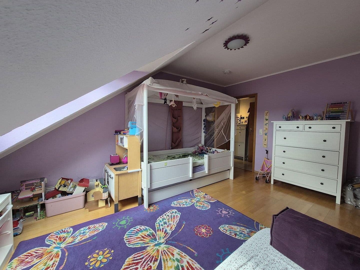 Prodej bytu 4+1 115 m², Bad Vilbel, Hessen Prodej bytu 4+1 115 m², Bad Vilbel, Hessen