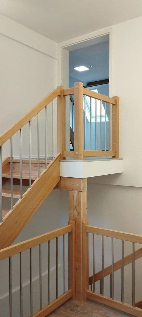 Prodej domu 306 m², pozemek 452 m², Bad Ditzenbach, Bádensko-Württembersko Prodej domu 306 m², pozemek 452 m², Bad Ditzenbach, Bádensko-Württembersko