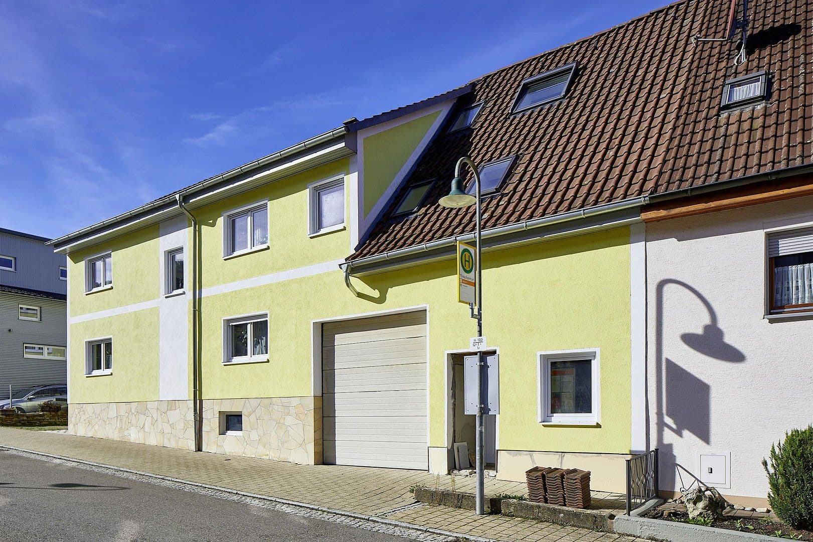 Prodej domu 306 m², pozemek 452 m², Bad Ditzenbach, Bádensko-Württembersko Prodej domu 306 m², pozemek 452 m², Bad Ditzenbach, Bádensko-Württembersko