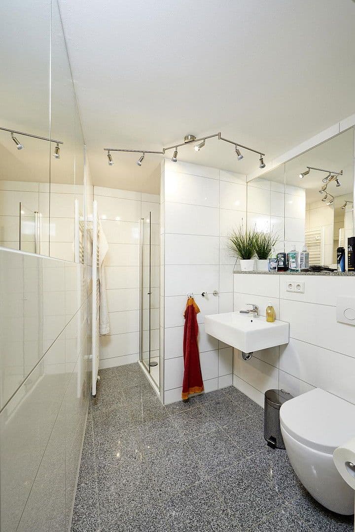 Prodej domu 306 m², pozemek 452 m², Bad Ditzenbach, Bádensko-Württembersko Prodej domu 306 m², pozemek 452 m², Bad Ditzenbach, Bádensko-Württembersko