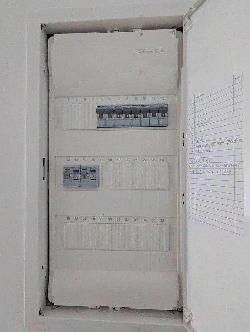 Prodej bytu 4+1 78 m², Köln, Severní Porýní-Vestfálsko Prodej bytu 4+1 78 m², Köln, Severní Porýní-Vestfálsko