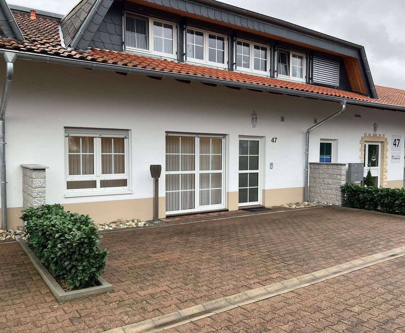Pronájem bytu 2+kk 85 m², Bahnhofstraße 47, Groß-Bieberau, Hessen Pronájem bytu 2+kk 85 m², Bahnhofstraße 47, Groß-Bieberau, Hessen