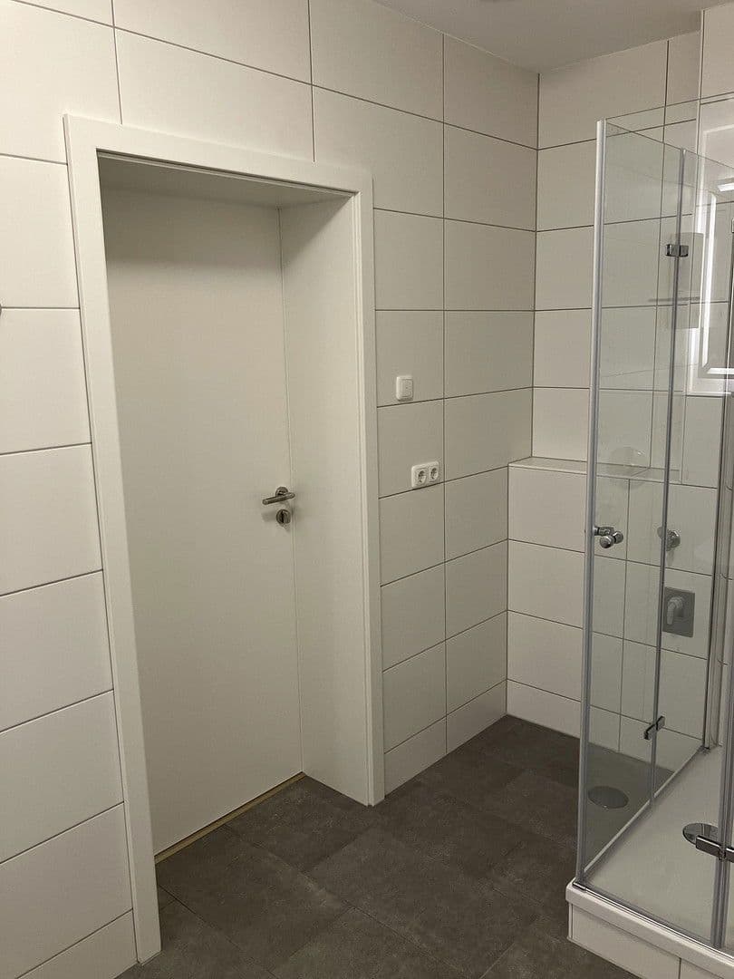 Pronájem bytu 2+kk 85 m², Bahnhofstraße 47, Groß-Bieberau, Hessen Pronájem bytu 2+kk 85 m², Bahnhofstraße 47, Groß-Bieberau, Hessen
