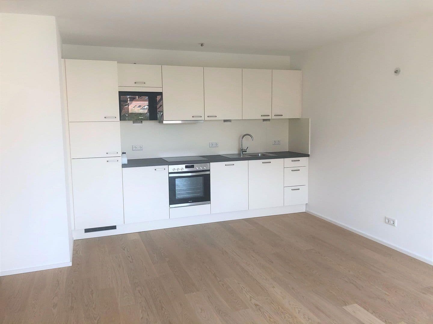 Pronájem bytu 2+1 55 m², Ottobrunner Straße 16, München - Ramersdorf Perlach, Bavorsko Pronájem bytu 2+1 55 m², Ottobrunner Straße 16, München - Ramersdorf Perlach, Bavorsko