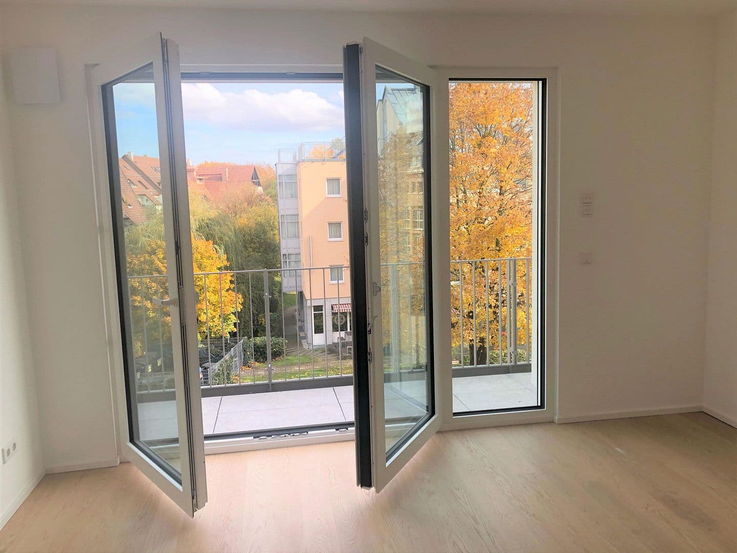 Pronájem bytu 2+1 55 m², Ottobrunner Straße 16, München - Ramersdorf Perlach, Bavorsko Pronájem bytu 2+1 55 m², Ottobrunner Straße 16, München - Ramersdorf Perlach, Bavorsko