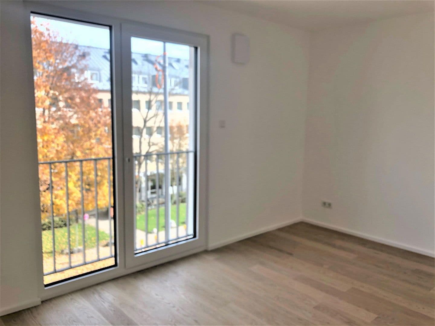 Pronájem bytu 2+1 55 m², Ottobrunner Straße 16, München - Ramersdorf Perlach, Bavorsko Pronájem bytu 2+1 55 m², Ottobrunner Straße 16, München - Ramersdorf Perlach, Bavorsko