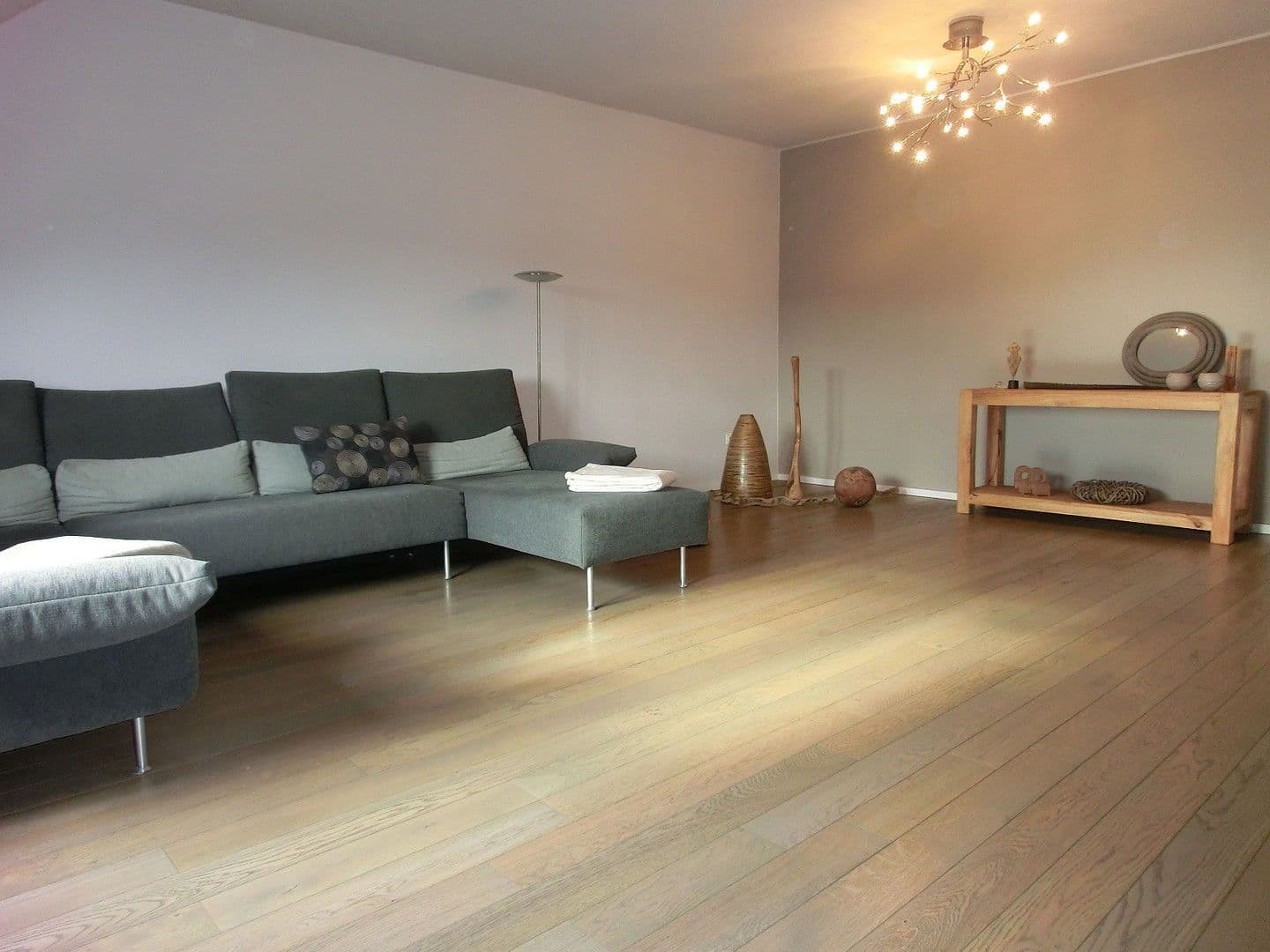 Pronájem bytu 4+1 131 m², Kunibertusplatz 7, Erftstadt, Severní Porýní-Vestfálsko Pronájem bytu 4+1 131 m², Kunibertusplatz 7, Erftstadt, Severní Porýní-Vestfálsko