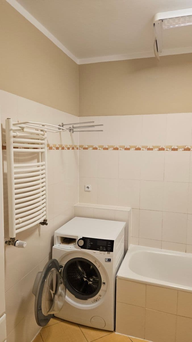 Pronájem bytu 3+kk 92 m², Hakenova, Praha, Praha Pronájem bytu 3+kk 92 m², Hakenova, Praha, Praha