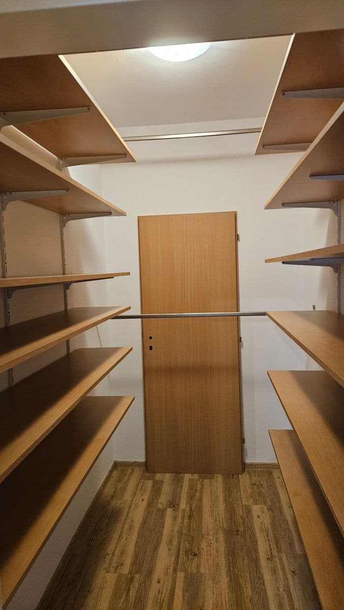 Pronájem bytu 3+kk 92 m², Hakenova, Praha, Praha Pronájem bytu 3+kk 92 m², Hakenova, Praha, Praha