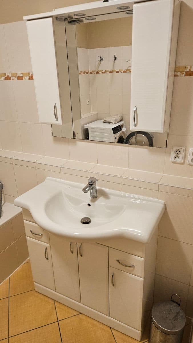 Pronájem bytu 3+kk 92 m², Hakenova, Praha, Praha Pronájem bytu 3+kk 92 m², Hakenova, Praha, Praha