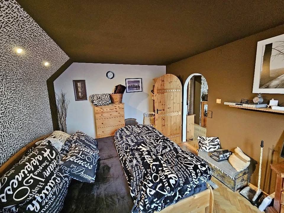 Pronájem bytu 4+1 92 m², Radniční, Oloví, Karlovarský kraj Pronájem bytu 4+1 92 m², Radniční, Oloví, Karlovarský kraj