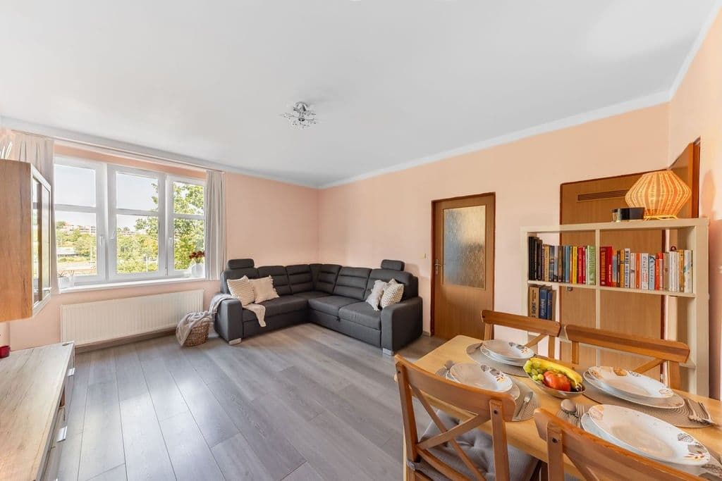 Prodej bytu 2+1 53 m², Na Malovance, Praha, Praha Prodej bytu 2+1 53 m², Na Malovance, Praha, Praha