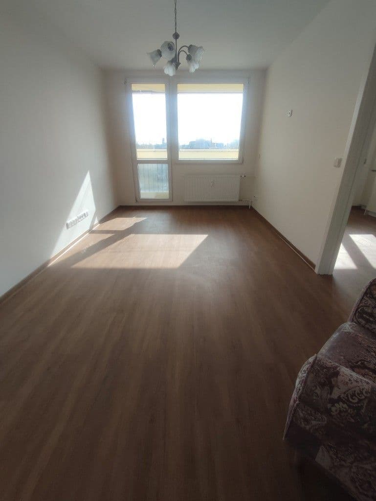 Pronájem bytu 3+1 66 m², Jažlovická, Praha, Praha Pronájem bytu 3+1 66 m², Jažlovická, Praha, Praha