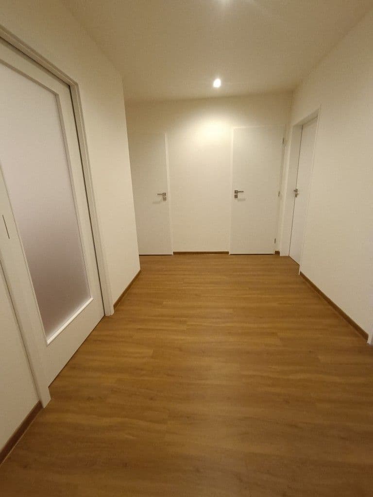 Pronájem bytu 3+1 66 m², Jažlovická, Praha, Praha Pronájem bytu 3+1 66 m², Jažlovická, Praha, Praha