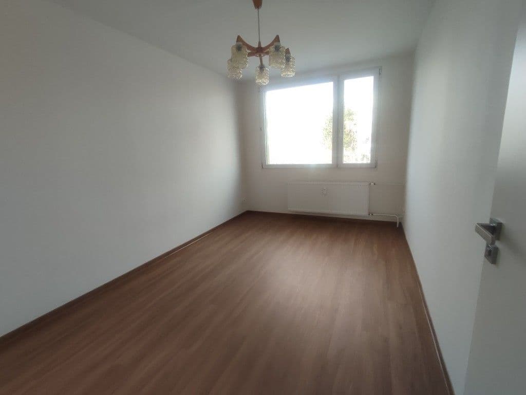 Pronájem bytu 3+1 66 m², Jažlovická, Praha, Praha Pronájem bytu 3+1 66 m², Jažlovická, Praha, Praha