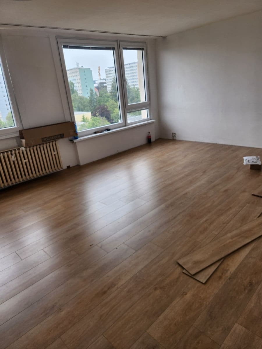 Pronájem bytu 3+1 88 m², Plamínkové, Praha, Praha Pronájem bytu 3+1 88 m², Plamínkové, Praha, Praha