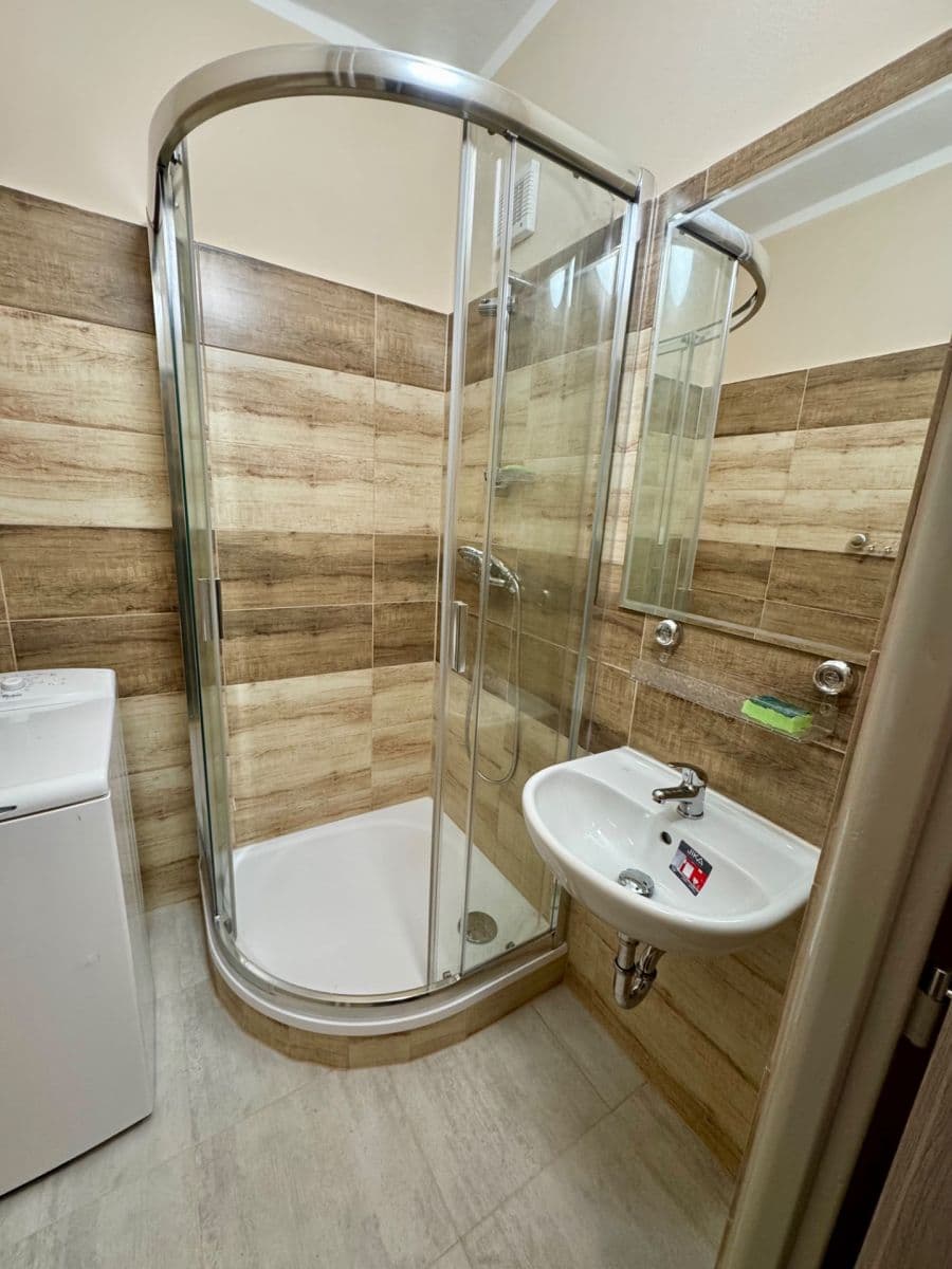 Pronájem bytu 2+1 56 m², Dukelská, Kopřivnice, Moravskoslezský kraj Pronájem bytu 2+1 56 m², Dukelská, Kopřivnice, Moravskoslezský kraj