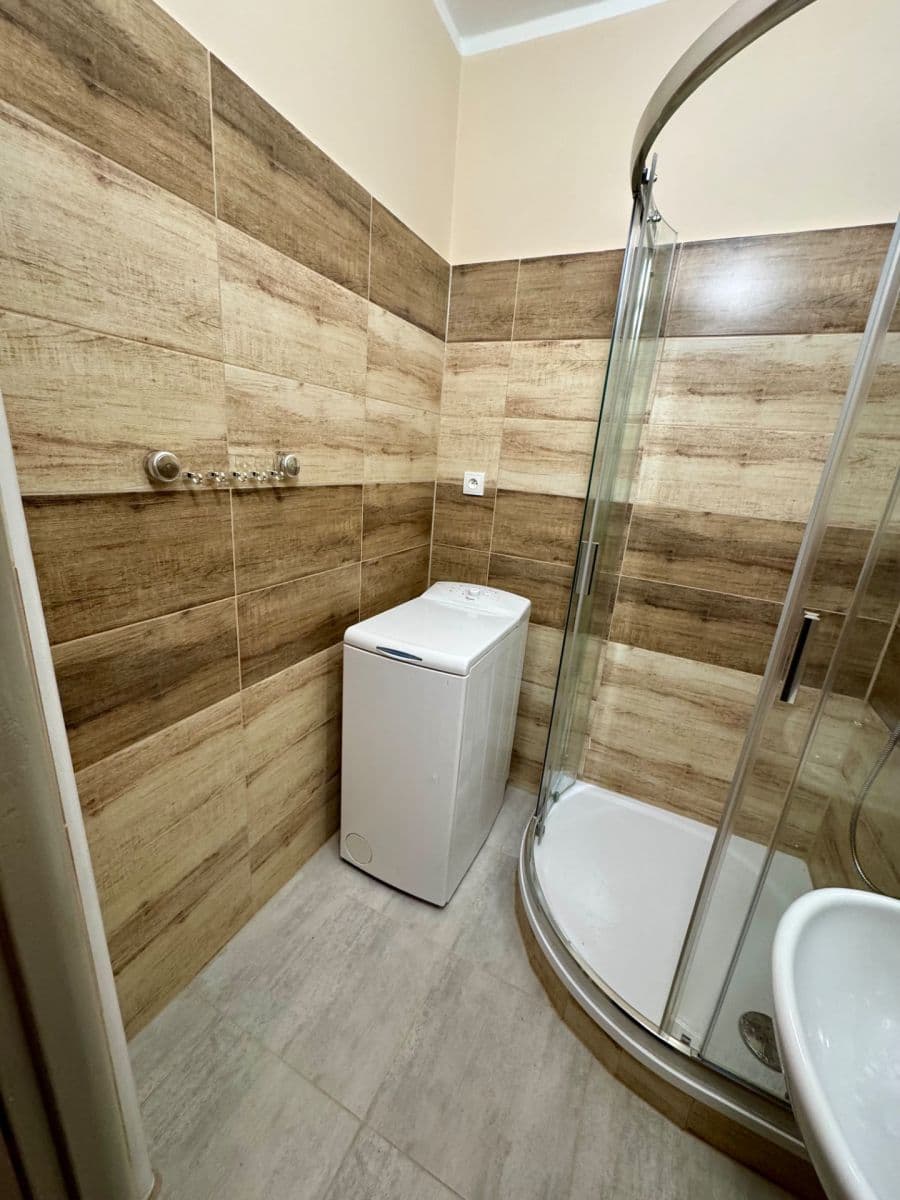 Pronájem bytu 2+1 56 m², Dukelská, Kopřivnice, Moravskoslezský kraj Pronájem bytu 2+1 56 m², Dukelská, Kopřivnice, Moravskoslezský kraj