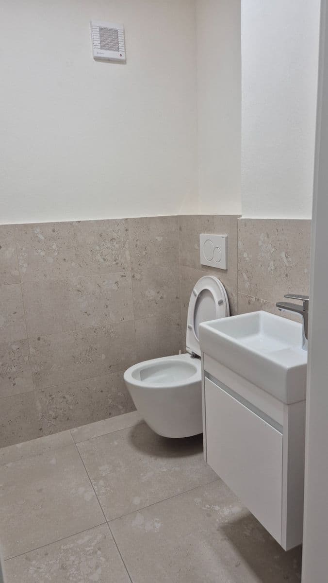 Pronájem bytu 3+kk 72 m², K Lesu, Praha, Praha Pronájem bytu 3+kk 72 m², K Lesu, Praha, Praha