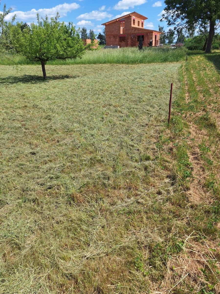 Prodej pozemku 928 m², Velká Jesenice, Královéhradecký kraj Prodej pozemku 928 m², Velká Jesenice, Královéhradecký kraj