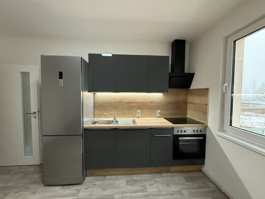 Pronájem bytu 1+kk 37 m², Vestecká, Nehvizdy, Středočeský kraj Pronájem bytu 1+kk 37 m², Vestecká, Nehvizdy, Středočeský kraj