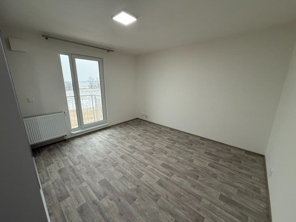 Pronájem bytu 1+kk 37 m², Vestecká, Nehvizdy, Středočeský kraj Pronájem bytu 1+kk 37 m², Vestecká, Nehvizdy, Středočeský kraj