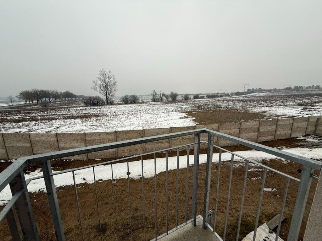 Pronájem bytu 1+kk 37 m², Vestecká, Nehvizdy, Středočeský kraj Pronájem bytu 1+kk 37 m², Vestecká, Nehvizdy, Středočeský kraj