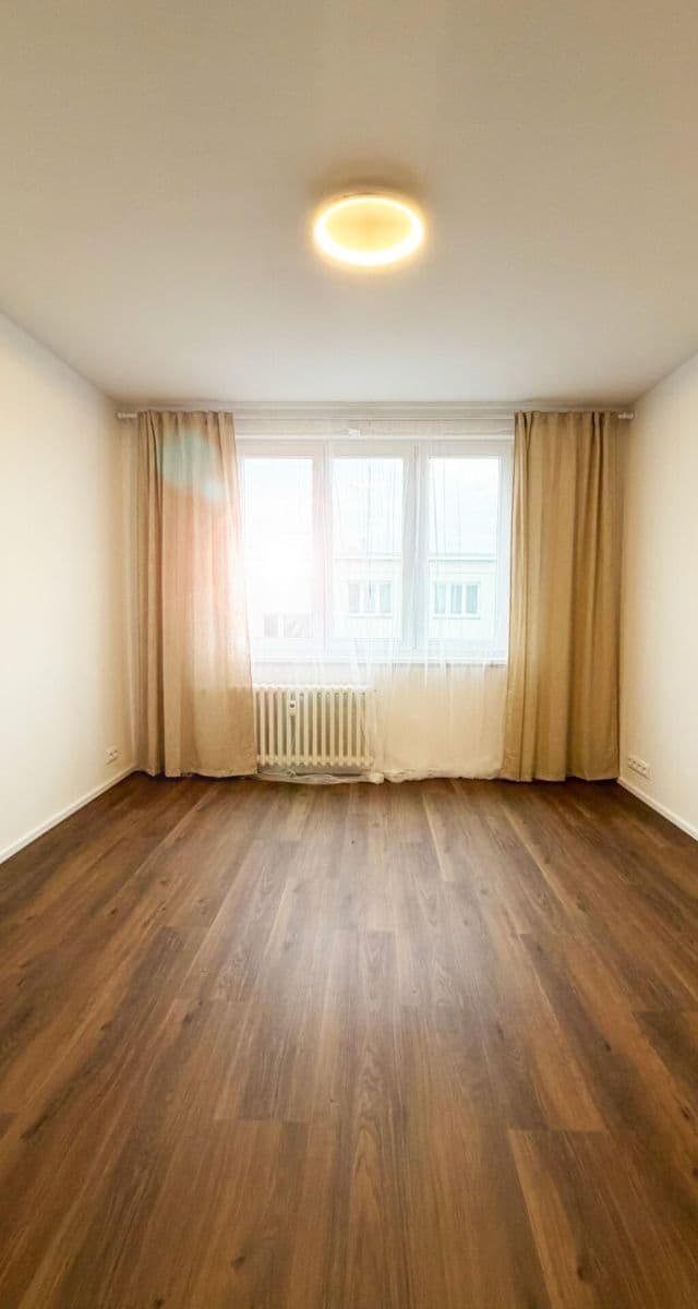 Prodej bytu 3+1 80 m², Nedašovská, Praha, Praha Prodej bytu 3+1 80 m², Nedašovská, Praha, Praha