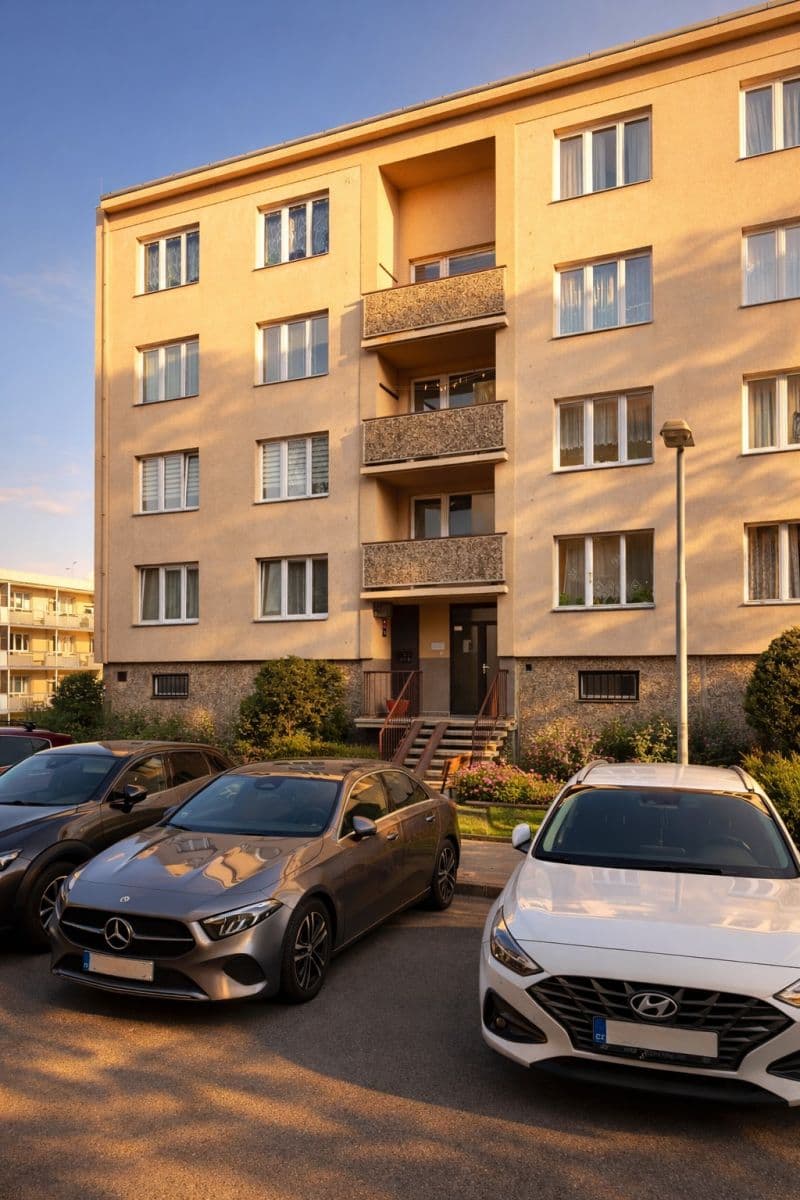 Prodej bytu 3+1 80 m², Nedašovská, Praha, Praha Prodej bytu 3+1 80 m², Nedašovská, Praha, Praha