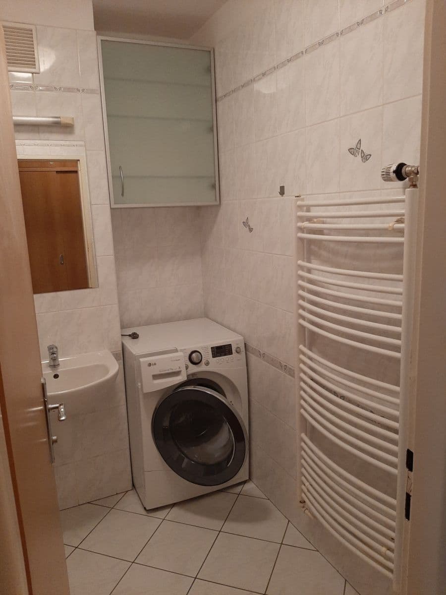 Prodej bytu 3+kk 81 m², Okružní, Žďár nad Sázavou, Kraj Vysočina Prodej bytu 3+kk 81 m², Okružní, Žďár nad Sázavou, Kraj Vysočina