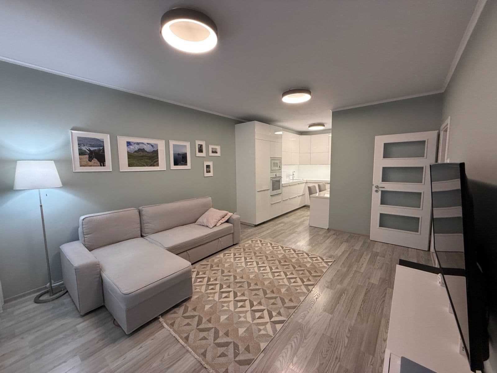 Pronájem bytu 2+kk 52 m², Hlučkova, Praha, Praha Pronájem bytu 2+kk 52 m², Hlučkova, Praha, Praha