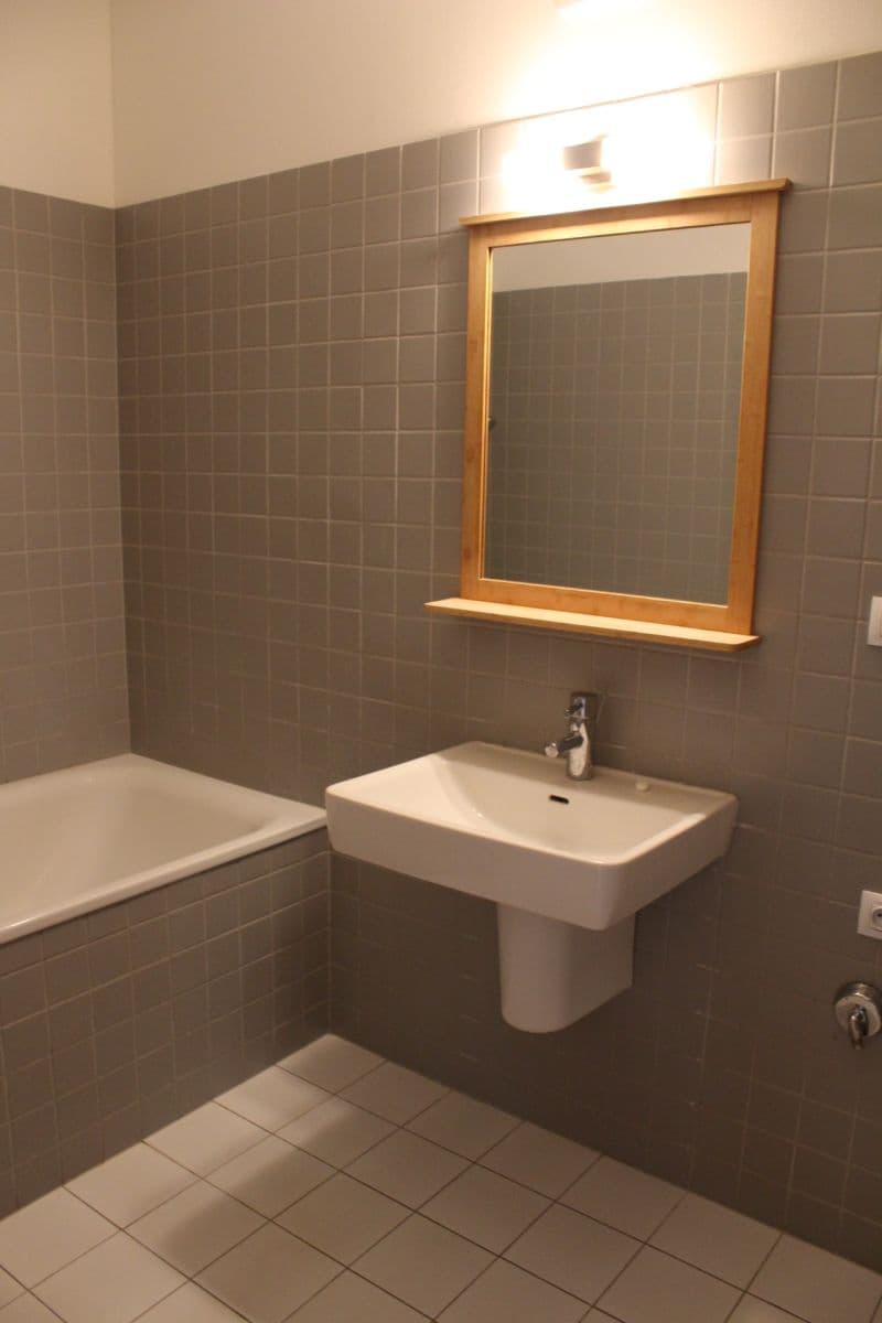 Pronájem bytu 2+kk 69 m², U Uranie, Praha, Praha Pronájem bytu 2+kk 69 m², U Uranie, Praha, Praha