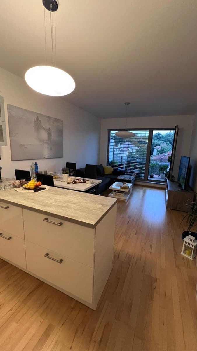 Pronájem bytu 2+kk 50 m², Slévačská, Praha, Praha Pronájem bytu 2+kk 50 m², Slévačská, Praha, Praha