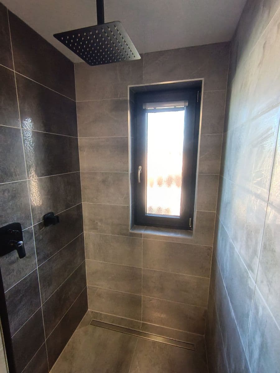 Pronájem bytu 2+kk 50 m², Podedvorská, Praha, Praha Pronájem bytu 2+kk 50 m², Podedvorská, Praha, Praha