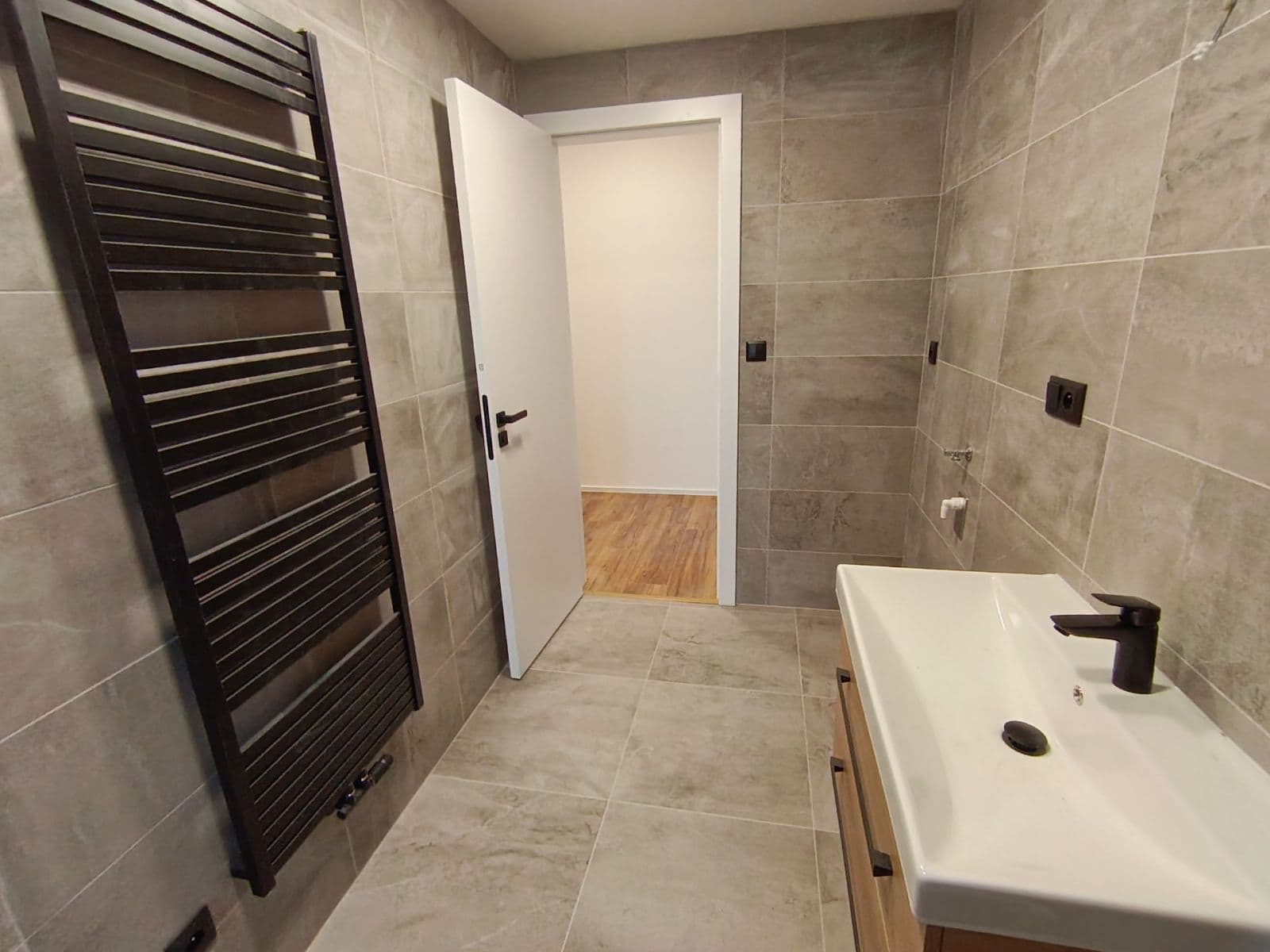 Pronájem bytu 2+kk 50 m², Podedvorská, Praha, Praha Pronájem bytu 2+kk 50 m², Podedvorská, Praha, Praha