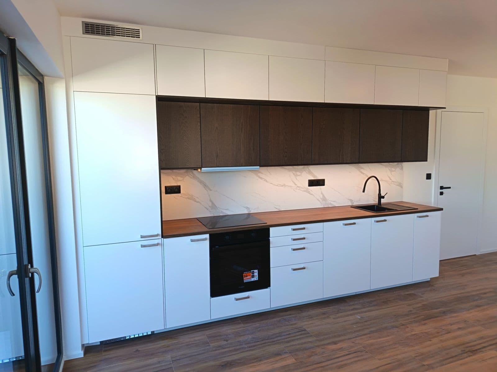 Pronájem bytu 2+kk 50 m², Podedvorská, Praha, Praha Pronájem bytu 2+kk 50 m², Podedvorská, Praha, Praha