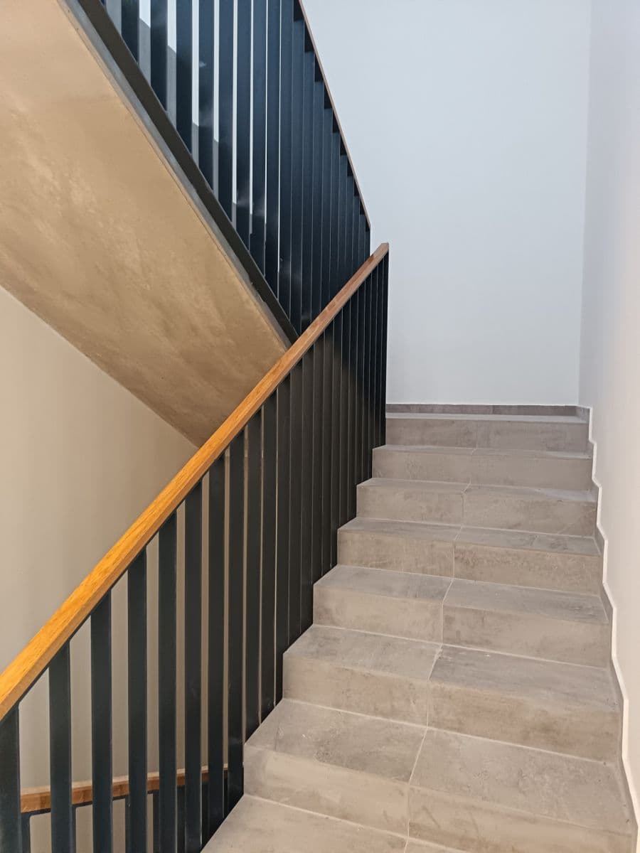 Pronájem bytu 2+kk 50 m², Podedvorská, Praha, Praha Pronájem bytu 2+kk 50 m², Podedvorská, Praha, Praha