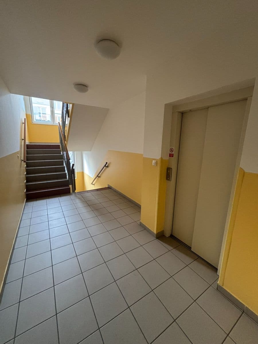 Pronájem bytu 2+kk 52 m², Terezínská, Praha, Praha Pronájem bytu 2+kk 52 m², Terezínská, Praha, Praha