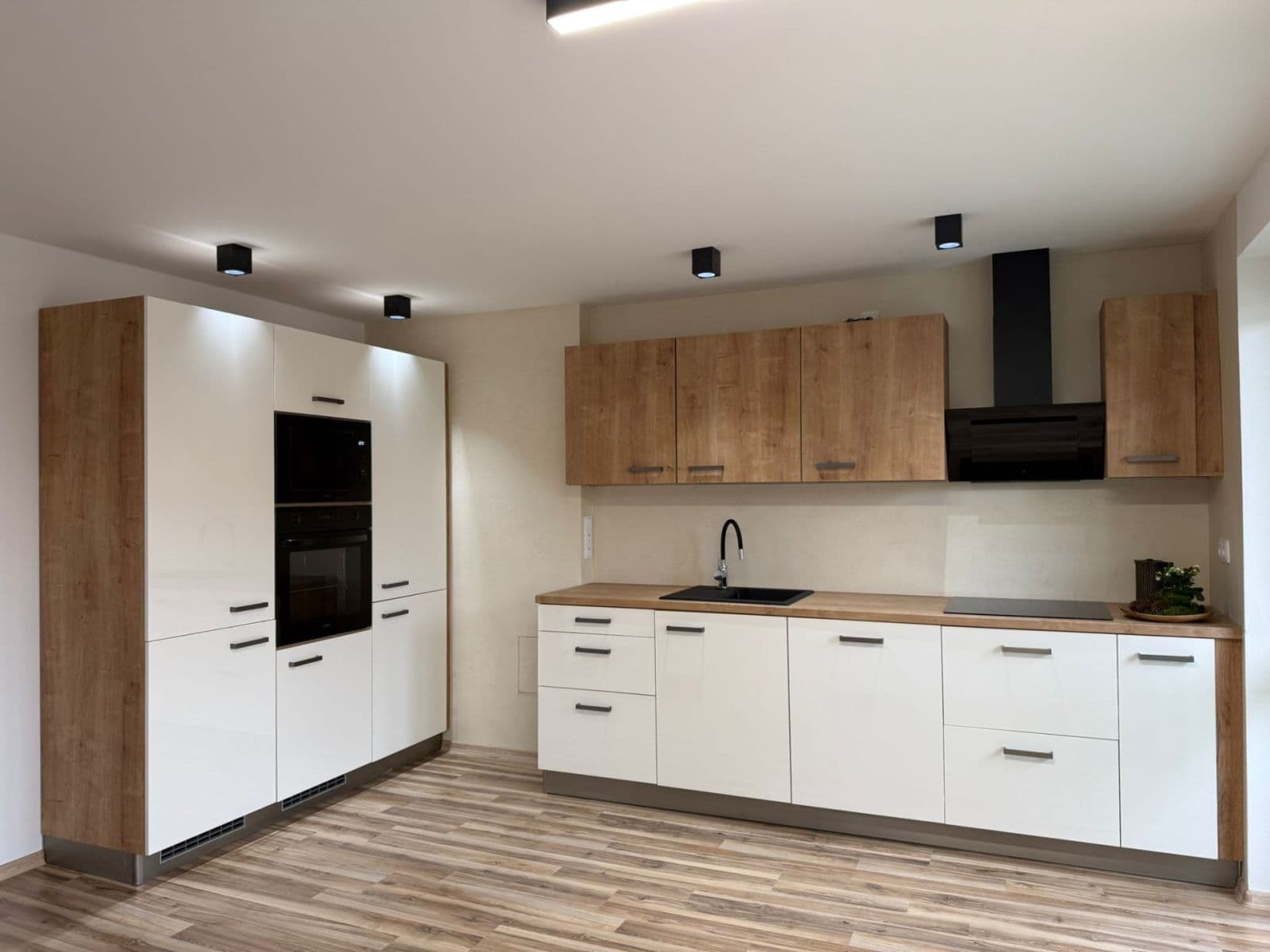 Prodej bytu 2+kk 51 m², Bezručova, Otrokovice, Zlínský kraj Prodej bytu 2+kk 51 m², Bezručova, Otrokovice, Zlínský kraj