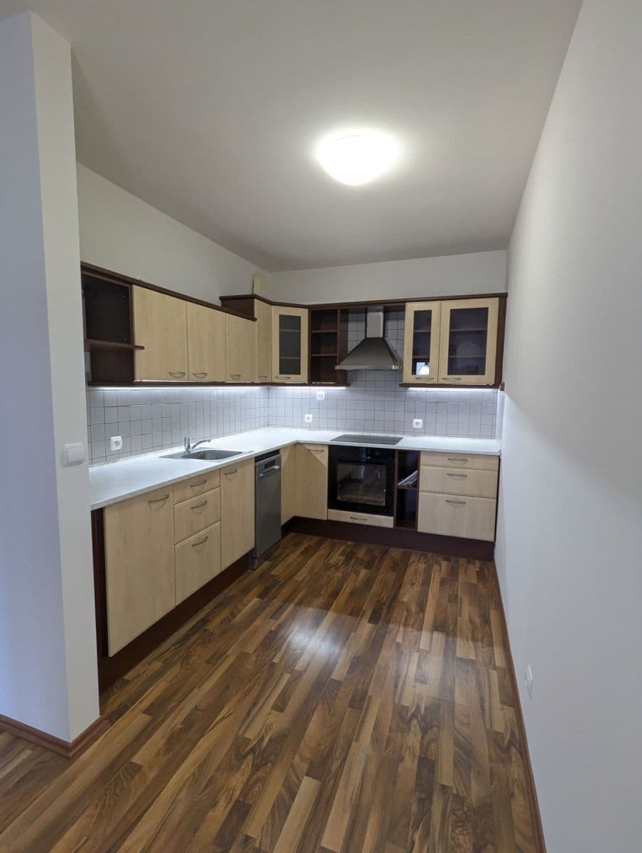 Pronájem bytu 2+kk 63 m², Patočkova, Praha, Praha Pronájem bytu 2+kk 63 m², Patočkova, Praha, Praha