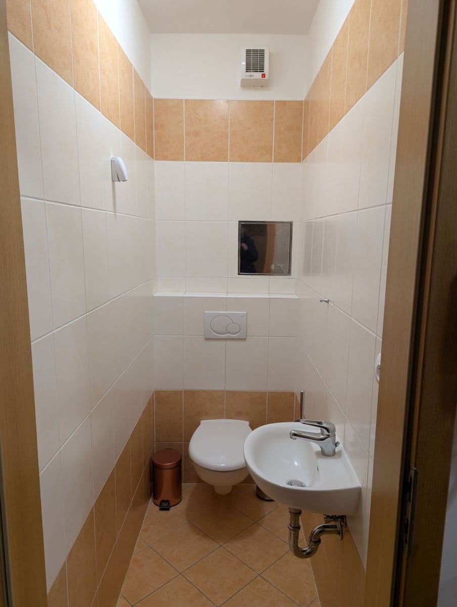 Pronájem bytu 2+kk 63 m², Patočkova, Praha, Praha Pronájem bytu 2+kk 63 m², Patočkova, Praha, Praha
