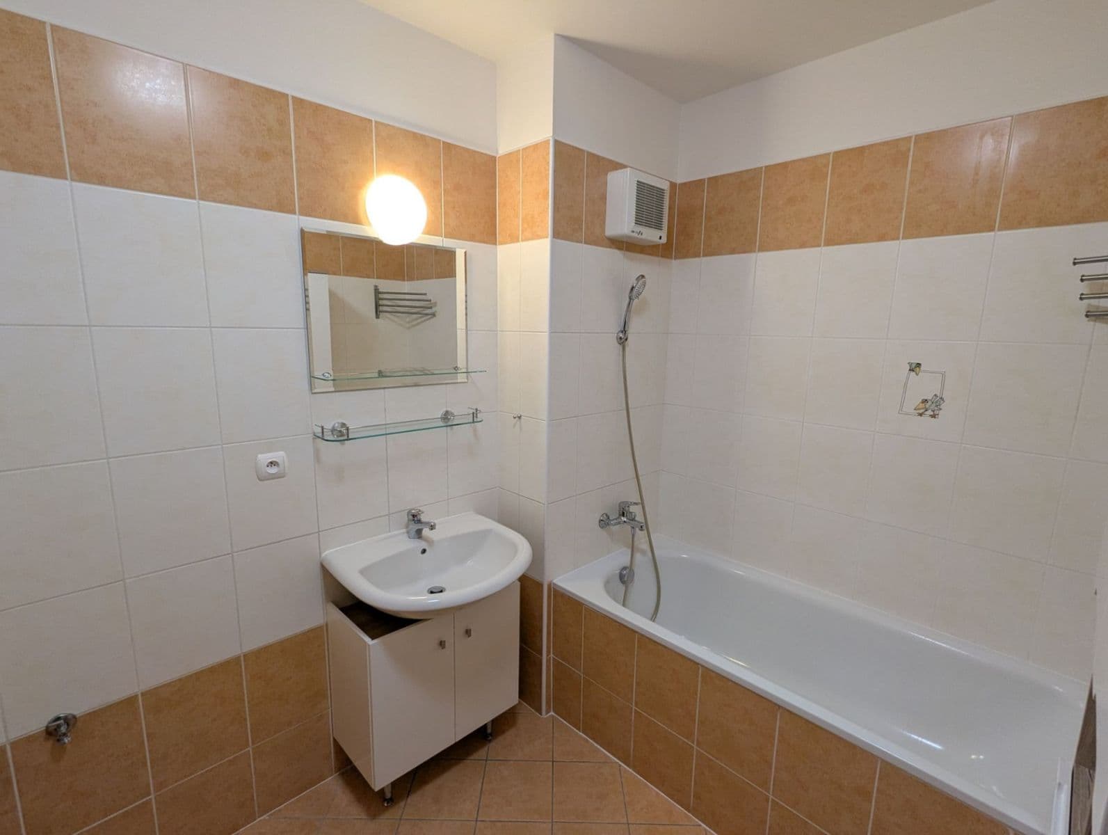 Pronájem bytu 2+kk 63 m², Patočkova, Praha, Praha Pronájem bytu 2+kk 63 m², Patočkova, Praha, Praha