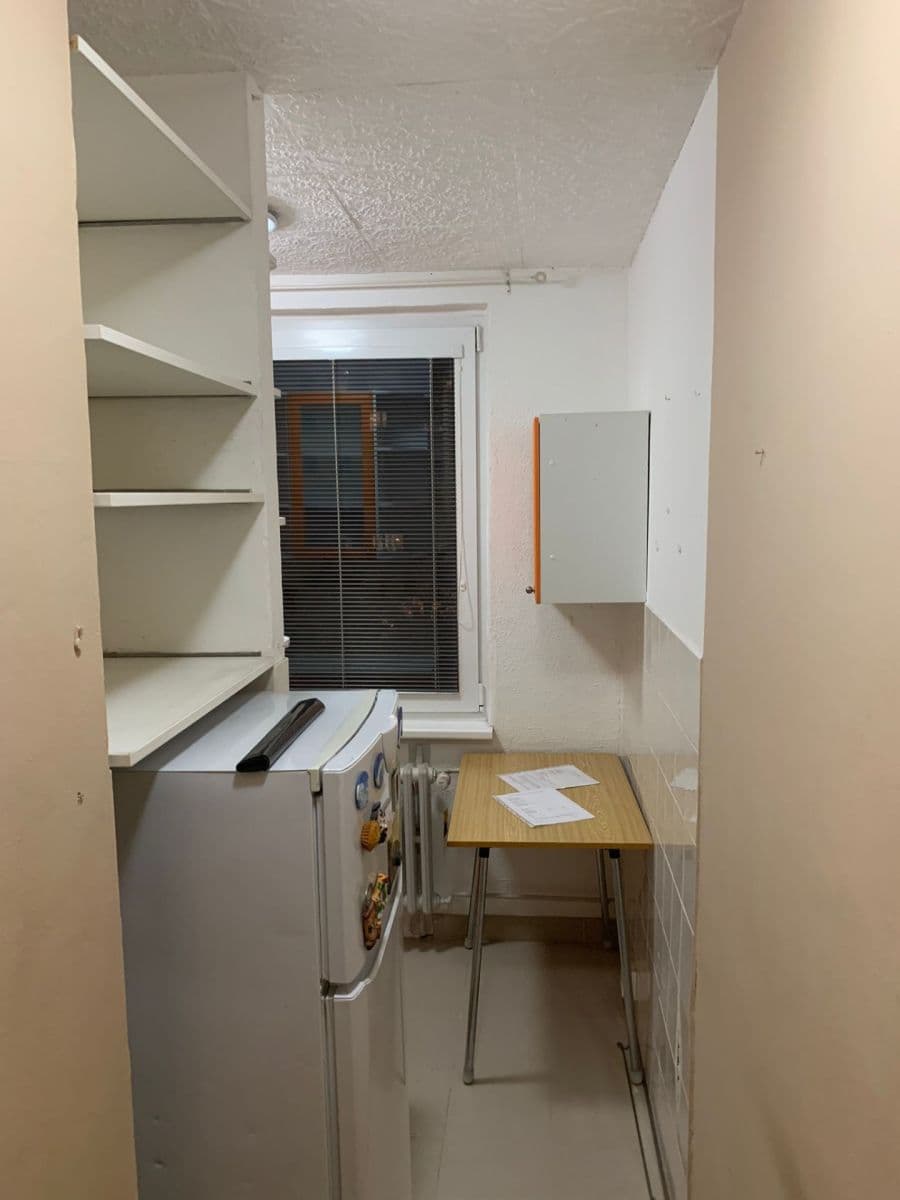 Pronájem bytu 1+kk 30 m², Vajdova, Praha, Praha Pronájem bytu 1+kk 30 m², Vajdova, Praha, Praha