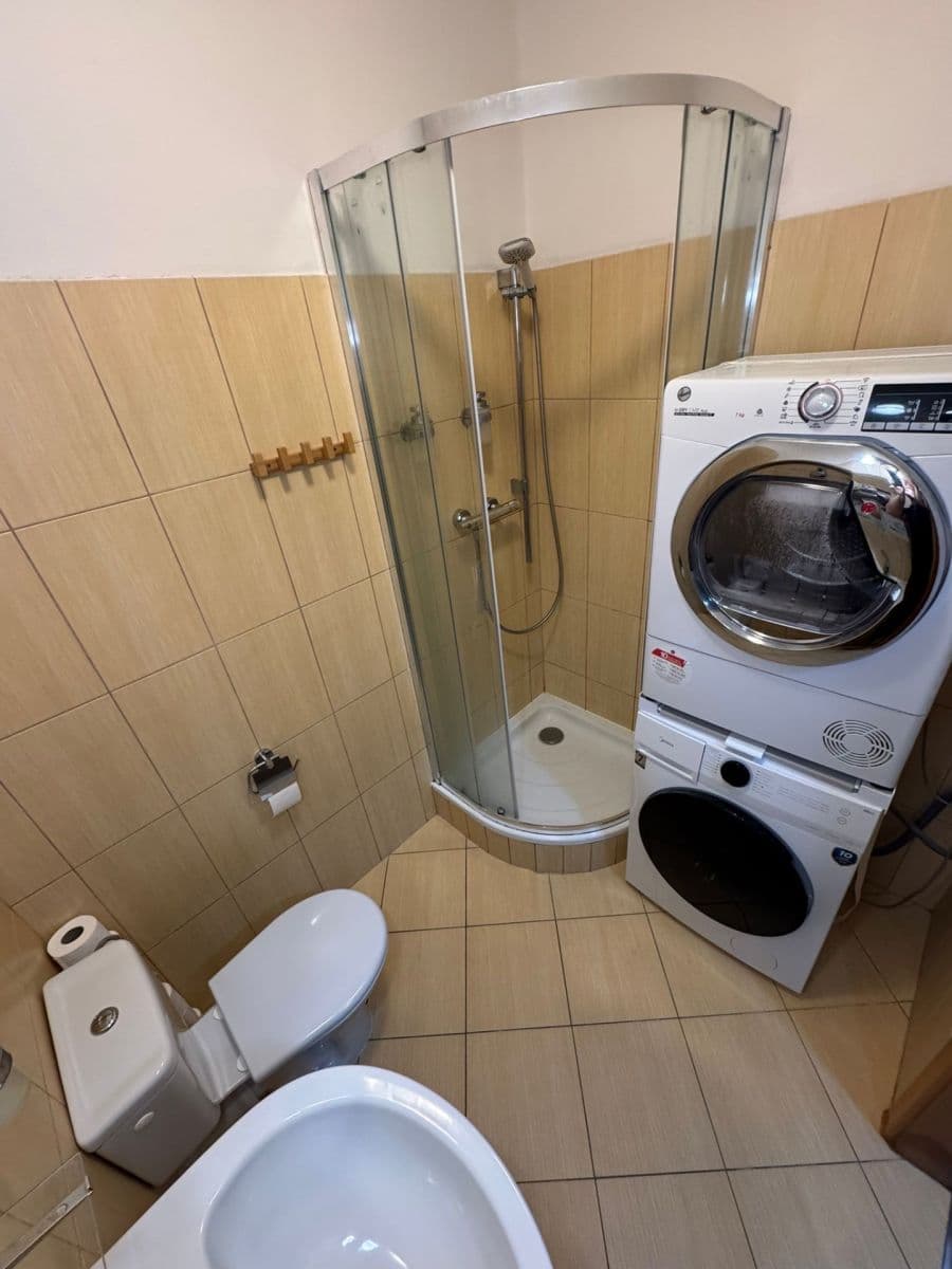 Pronájem bytu 2+kk 42 m², Na Neklance, Praha, Praha Pronájem bytu 2+kk 42 m², Na Neklance, Praha, Praha